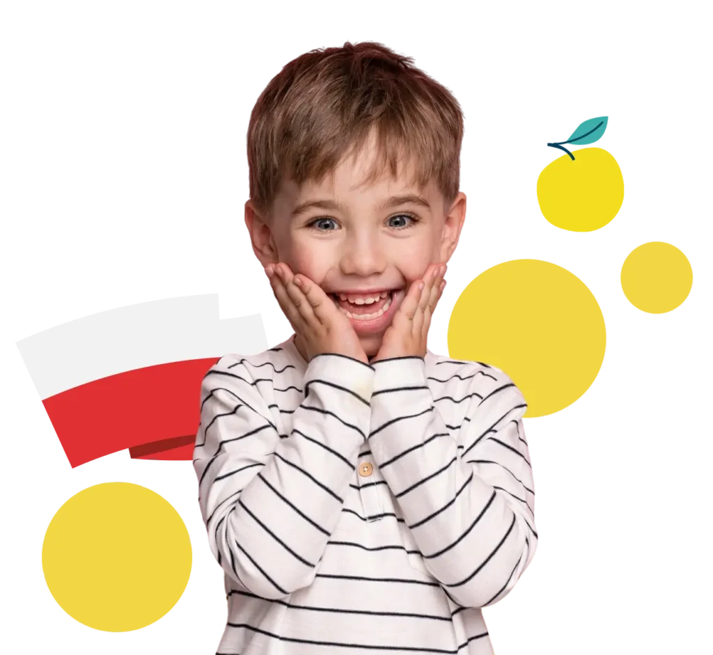 Chłopiec z uśmiechem, uczący się polskiego na żółtym tle i z polską flagą.